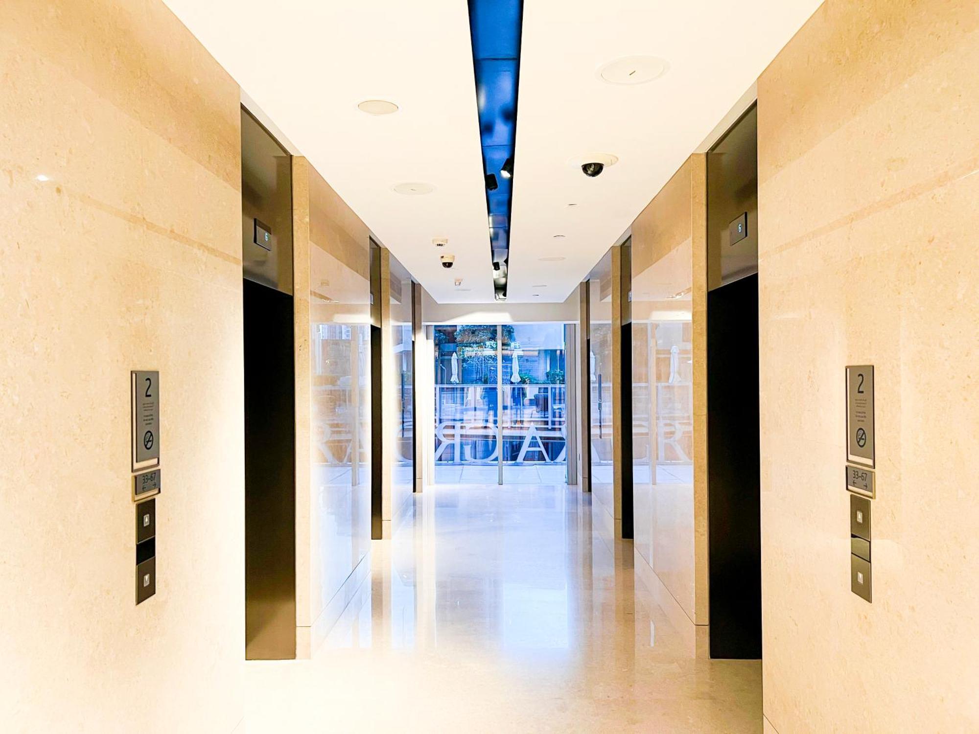 Downtown Luxury - Stunning Burj Khalifa & Sea View - 5 Minutes Walk To Dubai Mall Exterior foto